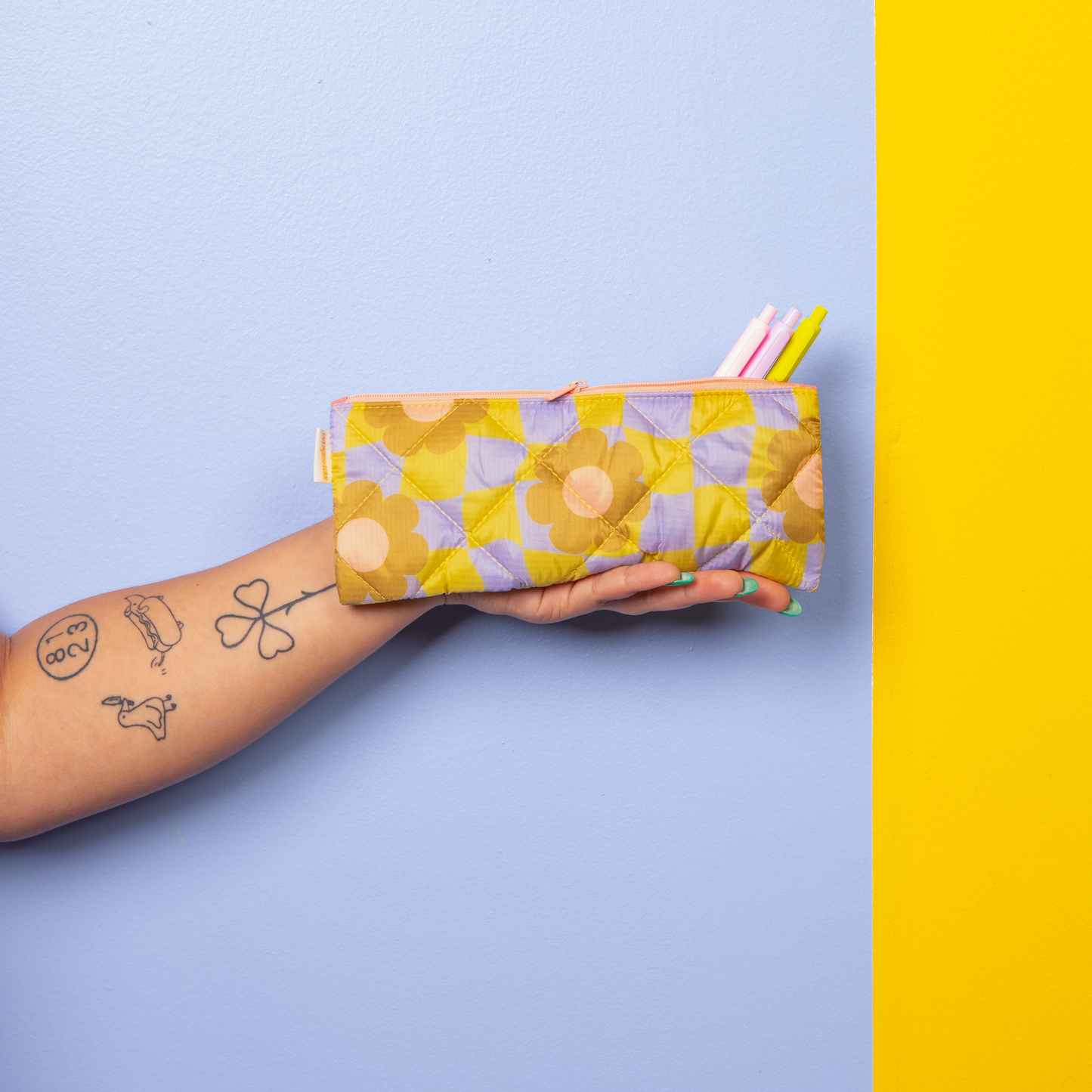 Cool Funky Daisy Puffy Pixie Pouch