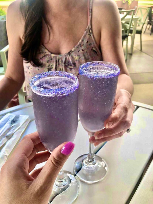 Lavender French 75 Cocktail Recipe - Sugar Mama Shimmer