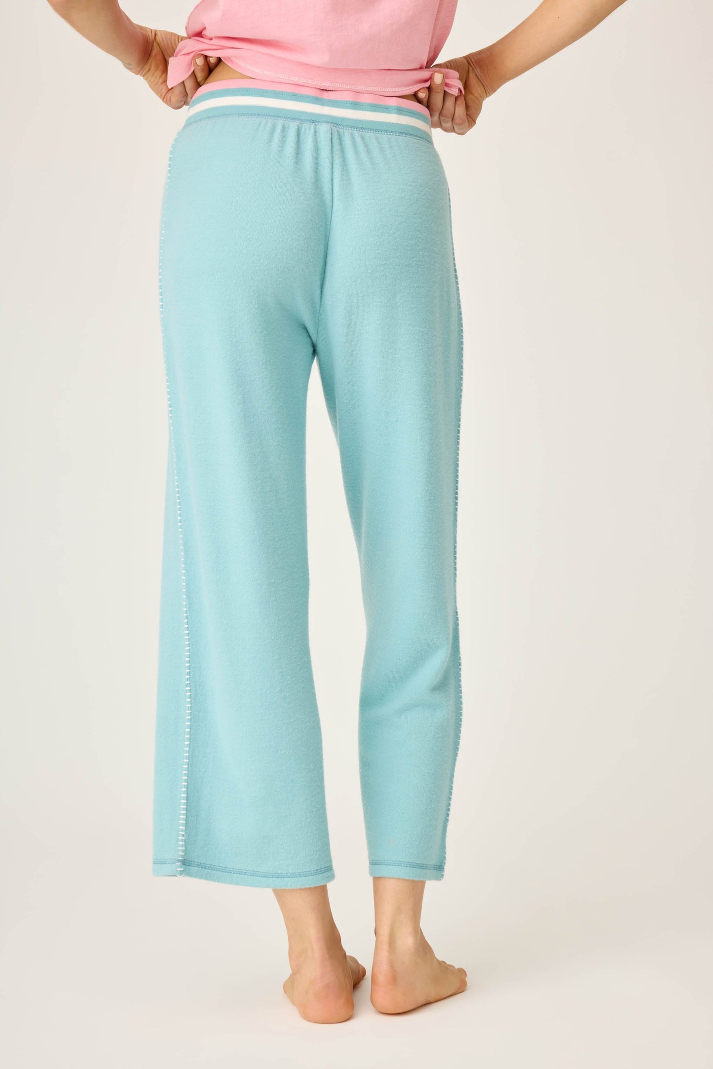 Cool Breeze Solid Cropped Pant