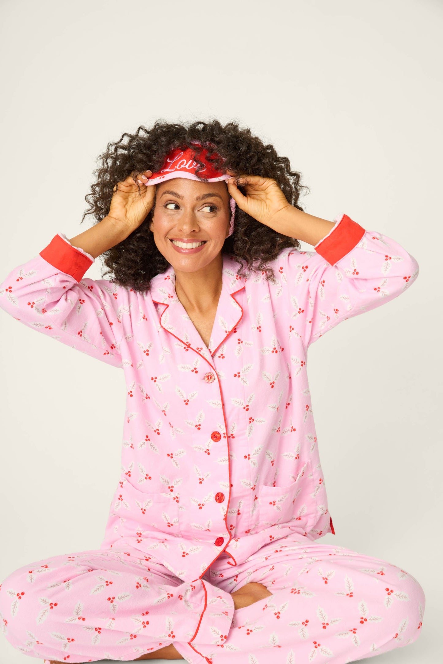 4-Piece Mistletoe Print Flannel Gift Set