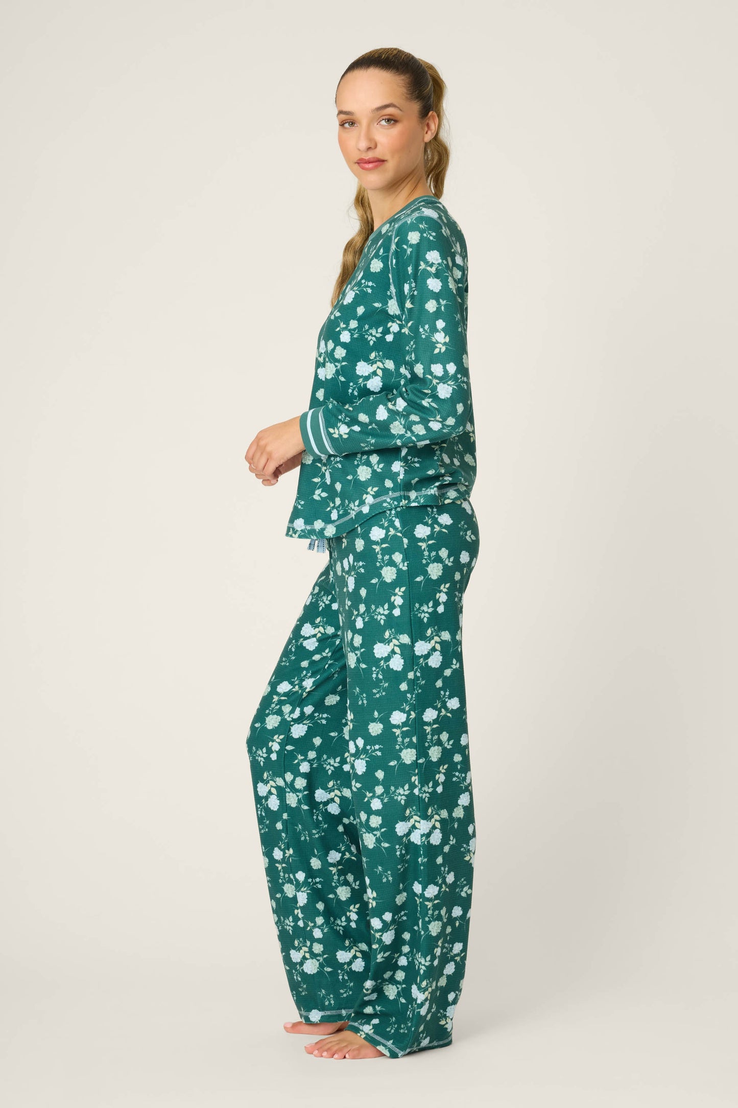 Winter Wonderland Floral Print Velour Pants Set